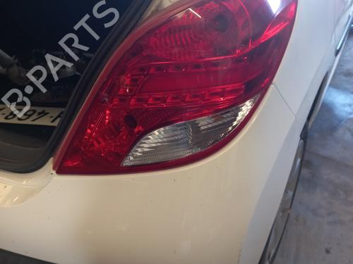 Used Right taillight PEUGEOT 207 (WA_, WC_) 1.4 HDi (68 hp) 27891384