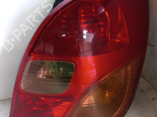 Used Right taillight TOYOTA COROLLA Verso (_E12_) 2.0 D-4D (CDE120_, CDE120R) (90 hp) 19883523
