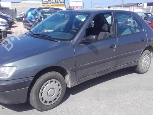 Højre forlygte PEUGEOT 306 Hatchback (7A, 7C, N3, N5) 1.9 D | BP21974279C29 