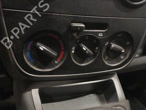 Commande Chauffage FIAT QUBO (225_) 1.3 D Multijet (225CXB1A, 225AXB1A, 225CXB11, 225AXB11,... (75 hp) 27377881