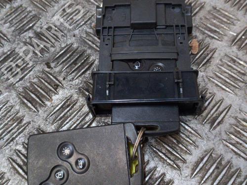 Card reader RENAULT LAGUNA Coupe (DT0/1) 2.0 dCi (DT01, DT08, DT09, DT0K, DT12, DT1C, DT1D, DT1M,... | BP19895108E4 