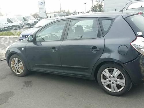 Steering column stalk KIA CEE'D Hatchback (ED) 1.6 CRDi 115 | BP19883686I23 