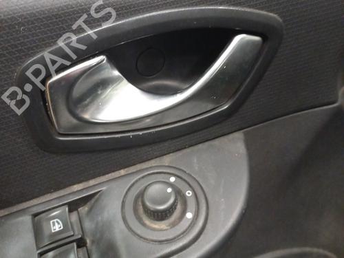 Used Front left interior door handle RENAULT CLIO IV (BH_) 1.5 dCi 90 (90 hp) 24454998