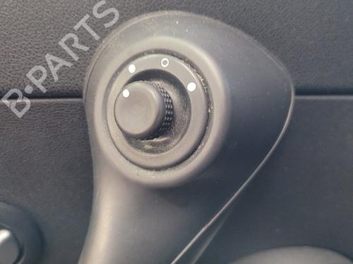 Schakelaar Spiegel RENAULT CLIO III (BR0/1, CR0/1) 1.2 16V (BR02, BR0J, BR11, CR02, CR0J, CR11) (75 hp) 20300683