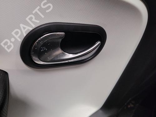 front-left-interior-door-handle-renault-twingo-iii-bcm_-bca_-2014-31295706 main image