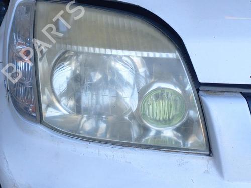 Used Right headlight NISSAN X-TRAIL I (T30) 2.2 Di 4x4 (114 hp) 21983858