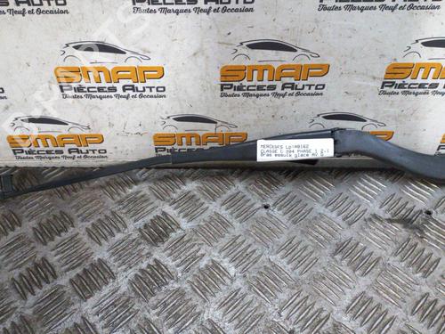 Used Front windshield wiper arm MERCEDES-BENZ C-CLASS (W204) C 200 CDI (204.007, 204.006) (136 hp) 19894182