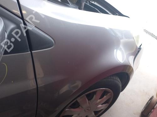 Used Right front fenders RENAULT CLIO III (BR0/1, CR0/1) 1.5 dCi (BR17, CR17) (86 hp) 27608718