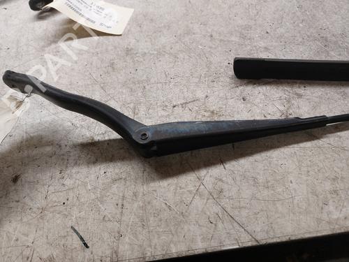 Used Front windshield wiper arm OPEL CORSA D (S07) 1.3 CDTI (L08, L68) (95 hp) 21266563