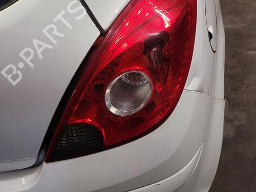 Høyre baklys OPEL CORSA C (X01) 1.3 CDTI (F08, F68) (70 hp) 23775677