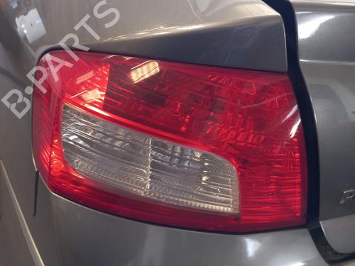 Used Left taillight PEUGEOT 407 (6D_) 1.6 HDi 110 (6D9HZC, 6D9HYC) (109 hp) 24889013