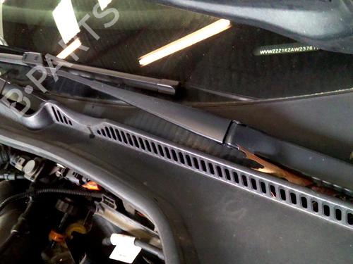 Used Front windshield wiper arm VW GOLF VI (5K1) [2008-2014]  19883771