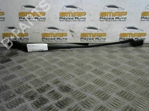 Used Front windshield wiper arm PEUGEOT 208 I (CA_, CC_) 1.6 BlueHDi 100 (100 hp) 19895041