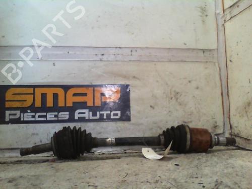 Used Left front driveshaft TOYOTA YARIS (_P9_) 1.4 D-4D (NLP90_, NLP90R) (90 hp) 19900106