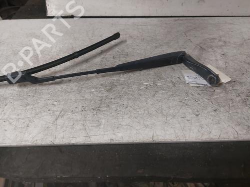 Front windshield wiper arm PEUGEOT 208 II (UB_, UP_, UW_, UJ_) 1.5 BlueHDI 100 | BP24501534C143 