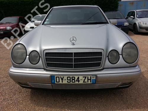 Left tailgate light MERCEDES-BENZ E-CLASS (W210) E 300 Turbo-D (210.025) | BP19896132C79 
