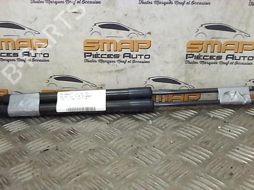 Used Tailgate lift support RENAULT CLIO IV (BH_) 1.5 dCi 75 (75 hp) 19884531