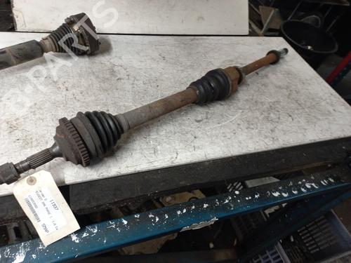 Used Right front driveshaft PEUGEOT 206 Hatchback (2A/C) 1.6 i (89 hp) 27884542