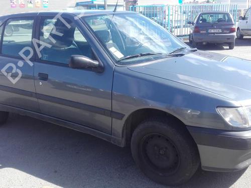 Højre forlygte PEUGEOT 306 Hatchback (7A, 7C, N3, N5) 1.9 D | BP21974279C29 