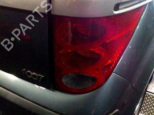 Used Right taillight PEUGEOT 1007 (KM_) 1.4 HDi (68 hp) 19883083
