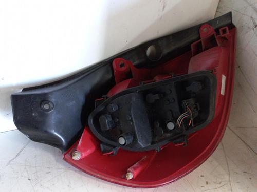 Used Right taillight RENAULT CLIO III (BR0/1, CR0/1) 1.5 dCi (BR17, CR17) (86 hp) 19889582