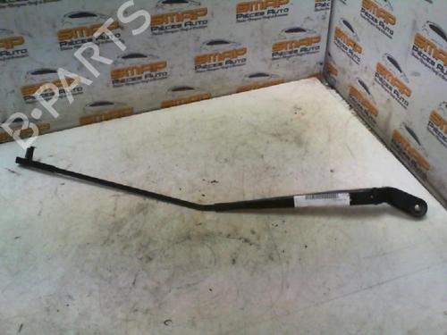 Used Front windshield wiper arm VW POLO (9N_, 9A_) [2001-2014]  19891339