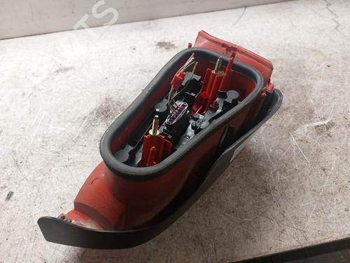 Right taillight PEUGEOT 106 II (1A_, 1C_) 1.1 i | BP23775331C35 