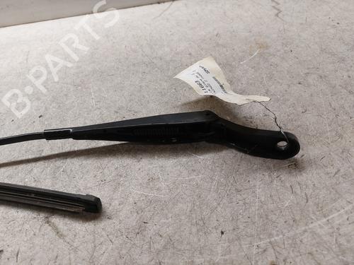 Front windshield wiper arm RENAULT TWINGO II (CN0_) 1.2 16V (CN04, CN0B) | BP21991777C143 