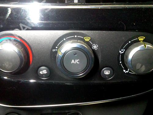 Used Climate control RENAULT CLIO IV Grandtour (KH_) 1.5 dCi 90 (KHN3, KHN4) (90 hp) 19882554