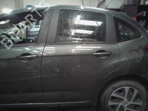 Używane Drzwi tylne lewe CITROËN C3 II (SC_) 1.4 HDi 70 (SC8HZC, SC8HR0, SC8HP4) (68 hp) 19888604