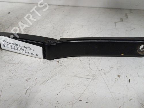 Used Front windshield wiper arm VW GOLF VI (5K1) [2008-2014]  19892981