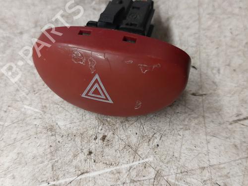 Bouton de warning PEUGEOT 206 Hatchback (2A/C) 1.4 HDi eco 70 (68 hp) 22235578