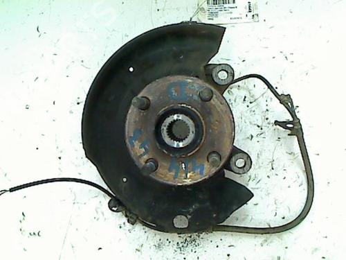 Used Right front steering knuckle Right front steering knuckle TOYOTA YARIS (_P1_) 1.0 (SCP10_, SCP10R) (68 hp) 20434403 20434403