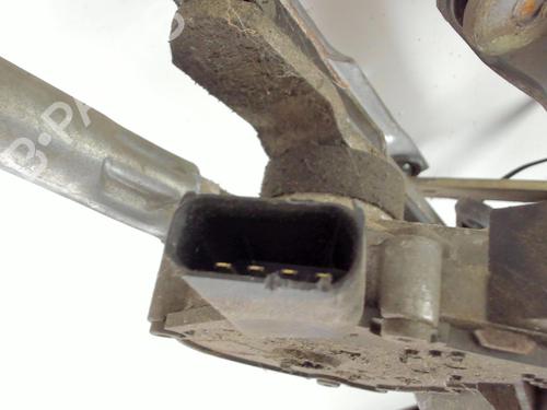 Used Front wiper motor Front wiper motor CHRYSLER VOYAGER IV (RG, RS) 2.5 CRD (141 hp) 21235893 21235893