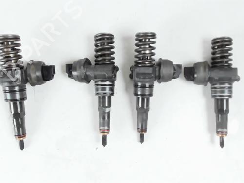 Used Injector SEAT ALTEA (5P1) 1.9 TDI (105 hp) 27385449