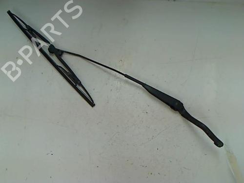 Used Front windshield wiper arm CITROËN SAXO (S0, S1) 1.4 VTS (75 hp) 20413189