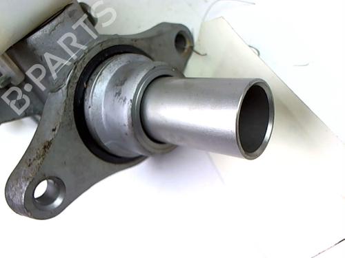 Used Brake master cylinder Brake master cylinder FORD FUSION (JU_) 1.4 (80 hp) 20448116 20448116