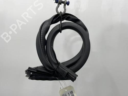 Used Rubber door seal SUZUKI SPLASH (EX) 1.0 (A5B310) (65 hp) 21239857