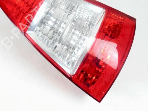 Right taillight CITROËN C3 I (FC_, FN_) 1.4 HDi | BP28321527C35 