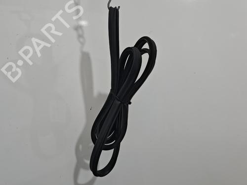 Used Rubber door seal Rubber door seal OPEL ASTRA K Sports Tourer (B16) 1.6 CDTi (35) (136 hp) 39954672 39954672