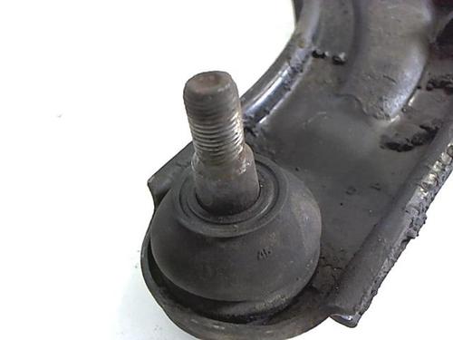 Used Right front suspension arm HYUNDAI LANTRA II (J-2) 1.9 D (68 hp) 21204787