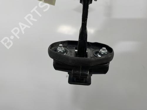 hingedoor-check-strap-alfa-romeo-giulietta-940_-2010-2011-2012-2013-2014-2015-2016-2017-2018-2019-2020-27366344 main image