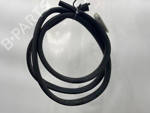Used Rubber door seal Rubber door seal DACIA LOGAN MCV (KS_) 1.6 16V (KS0L, KS0M, KS0P, KS1S) (105 hp) 20419253 20419253