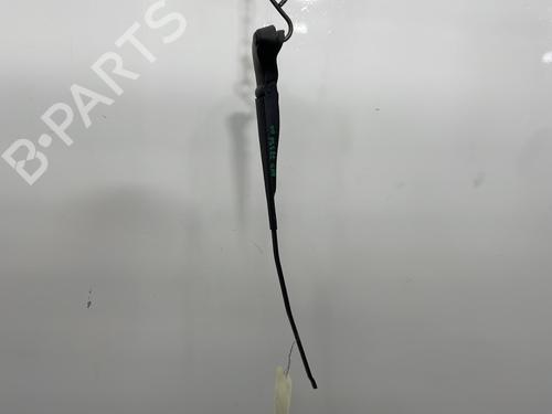Used Front windshield wiper arm MINI MINI (R56) One D (90 hp) 30364009