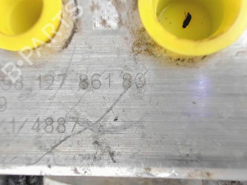 Used ABS pump ABS pump PEUGEOT 3008 II SUV (MC_, MR_, MJ_, M4_) 1.2 THP/ PureTech 130 (MRHNSM, MRHNSU, MRHNSJ, MRHNYW,... (131 hp) 20400108 20400108