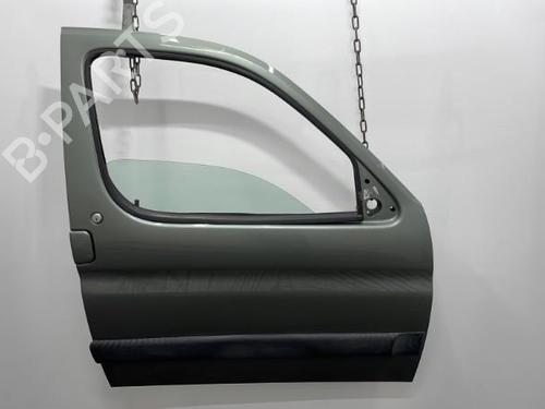 Used Right front door Right front door 20389244 20389244