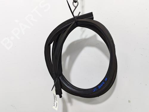 Used Rubber door seal Rubber door seal FORD FIESTA V (JH_, JD_) 1.3 (69 hp) 40003010 40003010
