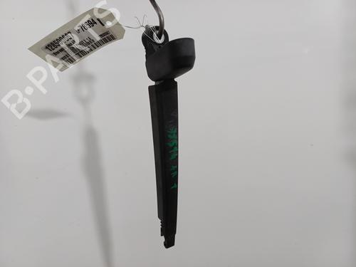 Used Rear windshield wiper arm Rear windshield wiper arm 36788864 36788864