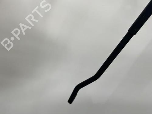 Front windshield wiper arm NISSAN PATHFINDER III (R51) 2.5 dCi 4WD | BP20395843C143 