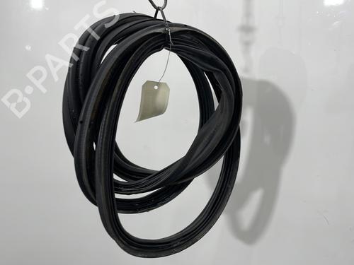 Used Rubber door seal MERCEDES-BENZ C-CLASS T-Model (S205) C 200 BlueTEC / d (205.237) (136 hp) 32482471